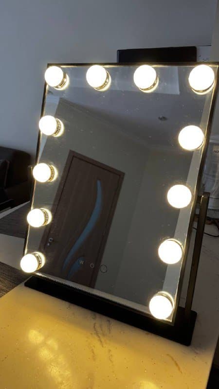 Гримерное зеркало с подсветкой 1