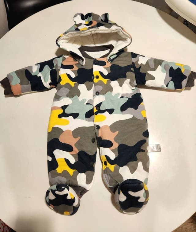 Детская одежда 1-3 месяца: слипы, костюмы, комбинезон