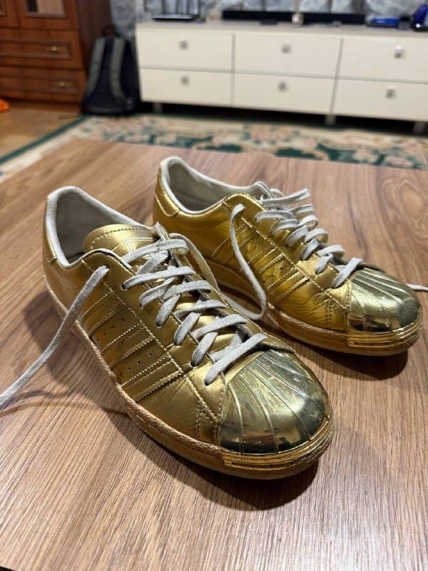 Куртки Celio и Zara, обувь Lacoste, Bexley, Superstar 6