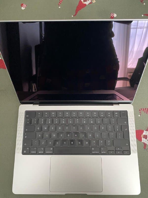 Macbook Pro 14 M2 Pro 16GB RAM 512GB SSD