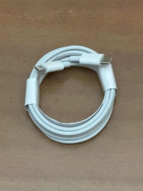 Power Bank 20000mAh с компасом и карабином 5