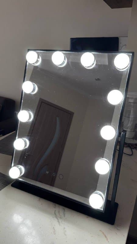 Гримерное зеркало с подсветкой 2