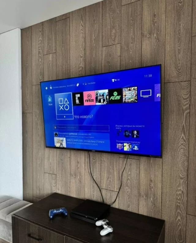 Sony Playstation PS4 Slim, PS Plus подписка на год