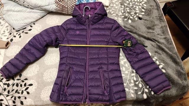 Пуховик женский Izas размер xs