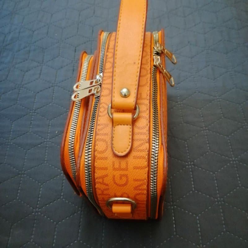 Тренч размер L, Худи, Сумка, Шорты размер 40 8