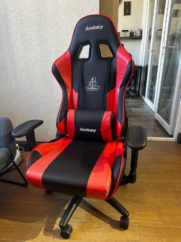 Геймерское кресло компьютерный стул