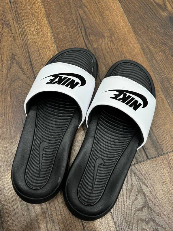 Мужские тапочки Nike размер 47,5 1