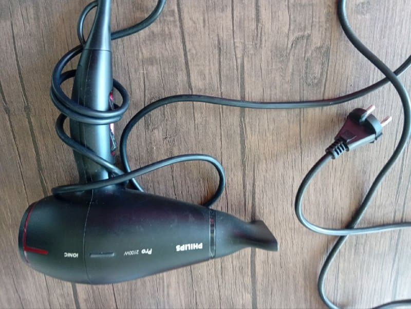 Мощный фен Philips