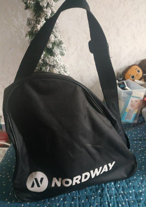 Угги, фигурные коньки, платье, ботинки зимние, зимний комбинезон женский 4