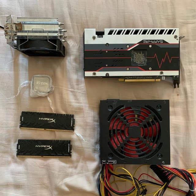 Sapphire Pulse RX 580, HyperX DDR4 16GB, XILENCE 600W, Ryzen 5 2600X