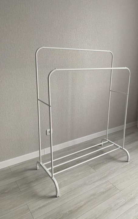 Напольная вешалка