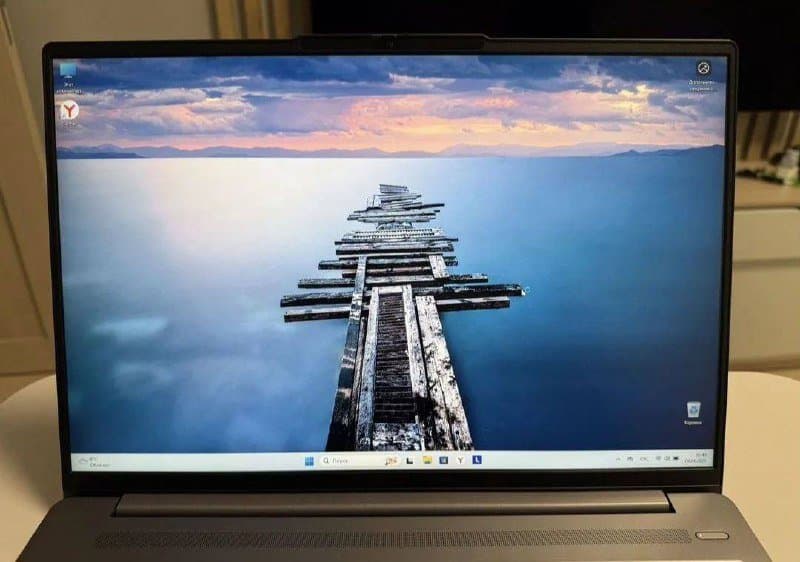 Ноутбук Lenovo IdeaPad Slim 3 15AMN8 2