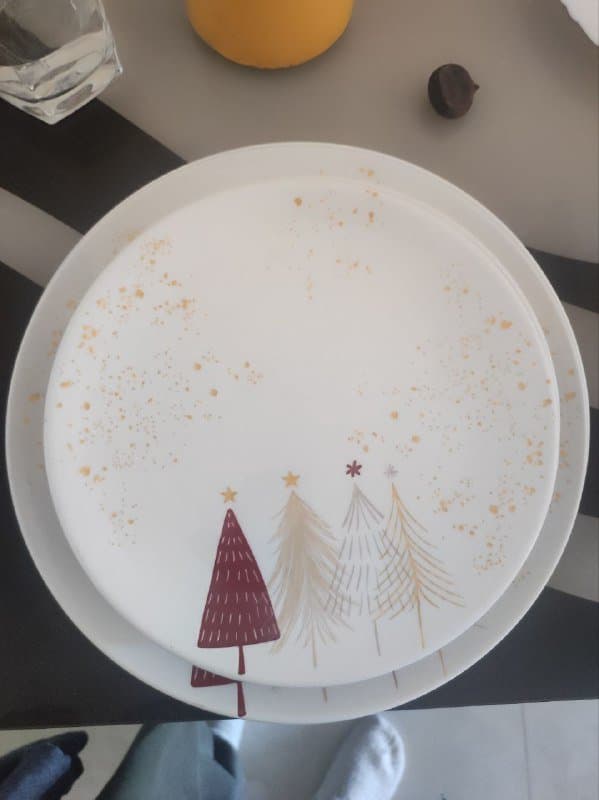 Новогодний набор посуды: тарелки, пиалы, кружки