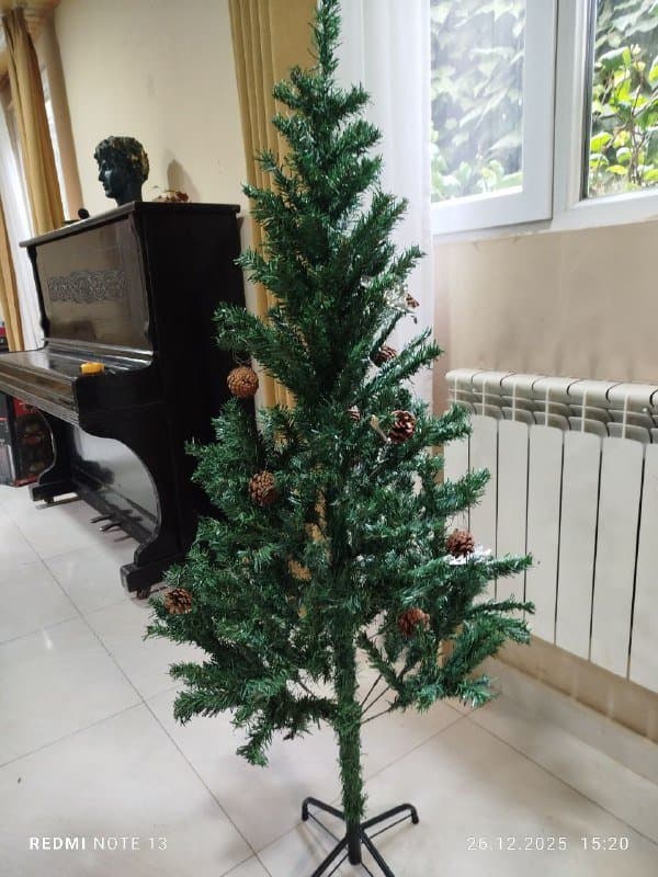 Искусственная новогодняя елка с шишками 155 см, ёлка Gardex 160 см, искусственная елка 170 см, гигантская новогодняя елка 330 см 2