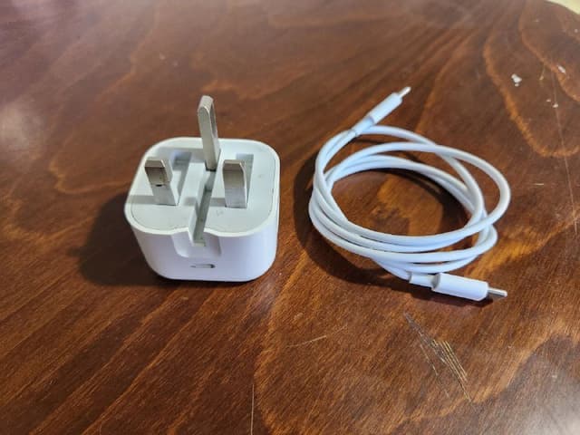 Родная зарядка для Айфона с кабелем type c - type c