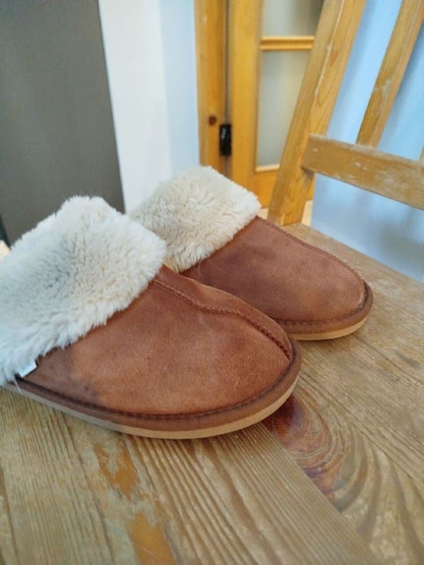 Меховые тапки Next, ботинки Dr Martens, кроссовки Reebok 2