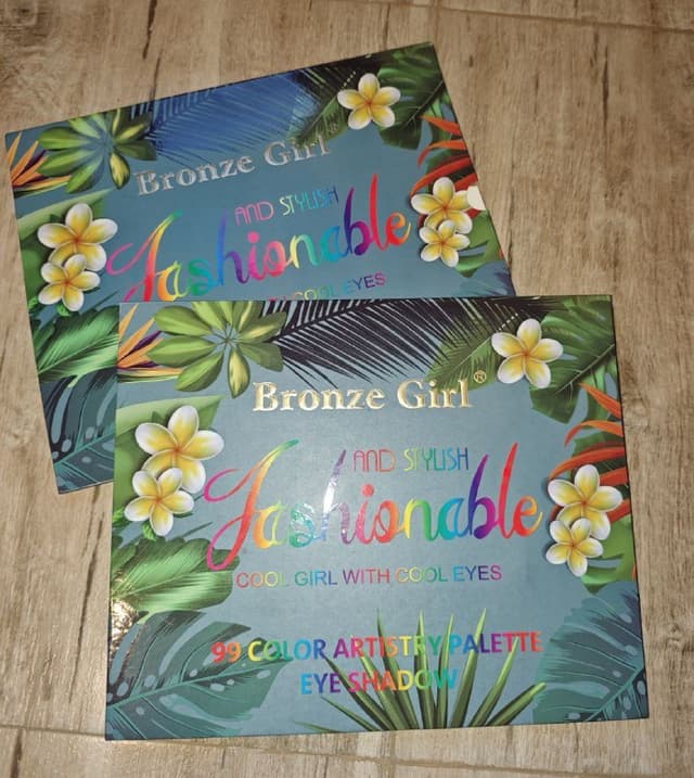 Палетка теней на 99 цветов