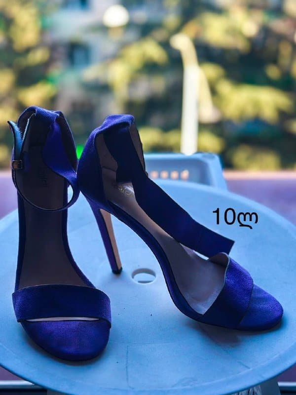 Женская обувь сапоги басаножки туфли кроссы