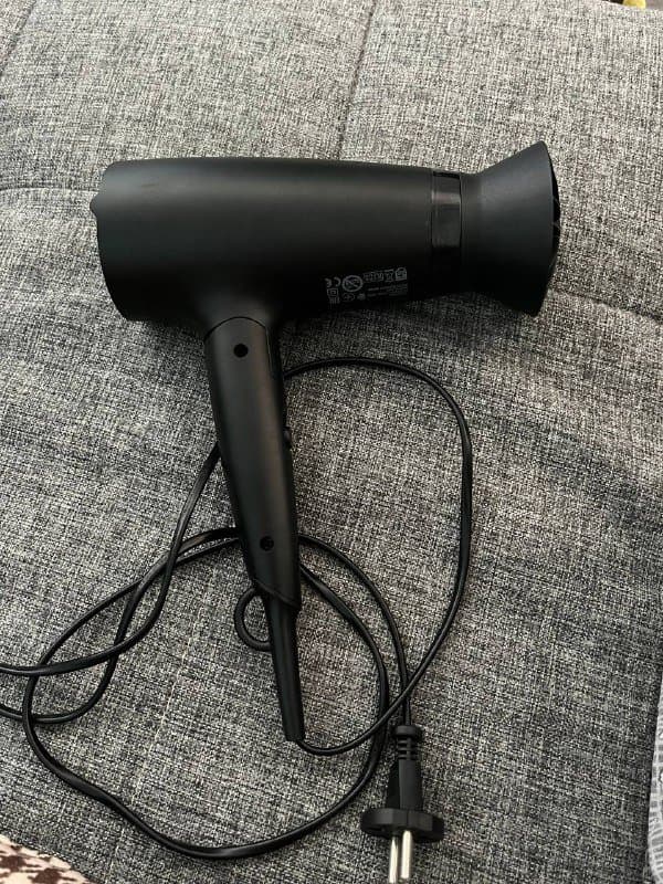 Фен Philips 1600W 1