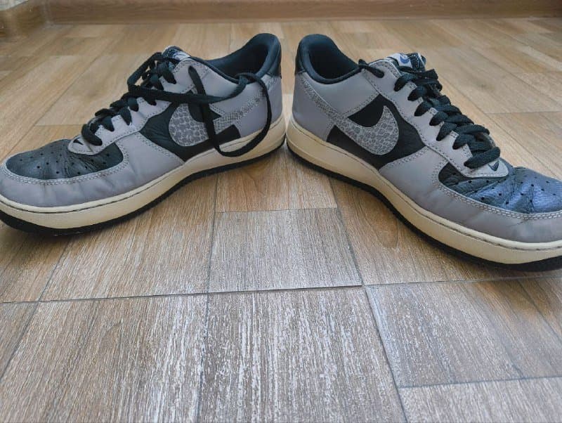 штаны Heresy, кроссовки Nike Air Force 1 Low, Mizuno Wave Rider 10, Nike Air Force 1 High Winter Boot, кеды Vans 4