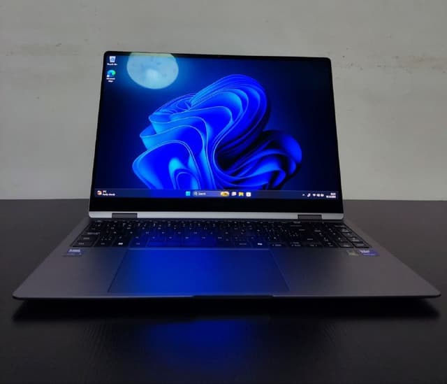Samsung Galaxy Book5 Pro 360 16" ноутбук