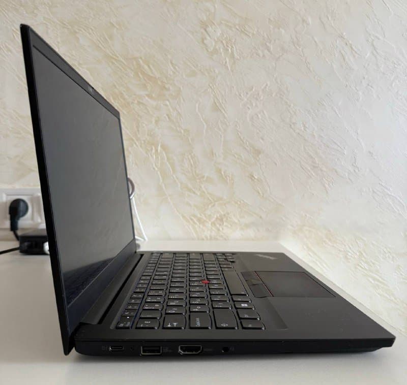 Lenovo ThinkPad E14 Gen 4 i7-1255U 40GB RAM 512GB SSD 5