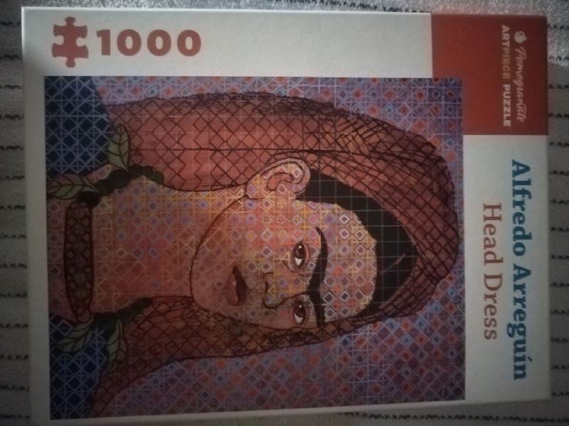 Пазлы 2000 деталей, пазлы 1000 деталей, детали от конструкторов, учебники English-for-Everyone 2