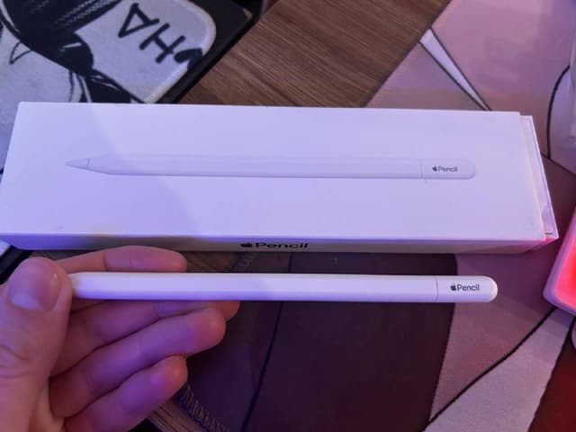Apple Pencil USB-C модель A3085