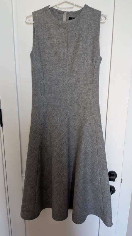 Платье Zara размер S миди новое