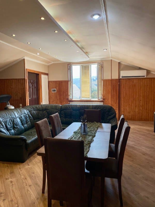 Сдаётся апартаменты 105кв в Авлабаре 3