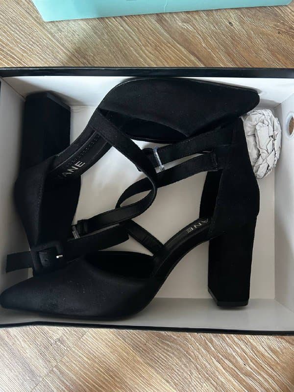 Парикмахерские ножницы, туфли 37, свитер для собаки 1