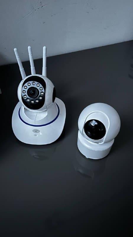 Камера видеонаблюдения wifi, настольные игры, карточки для английского, 2 стола