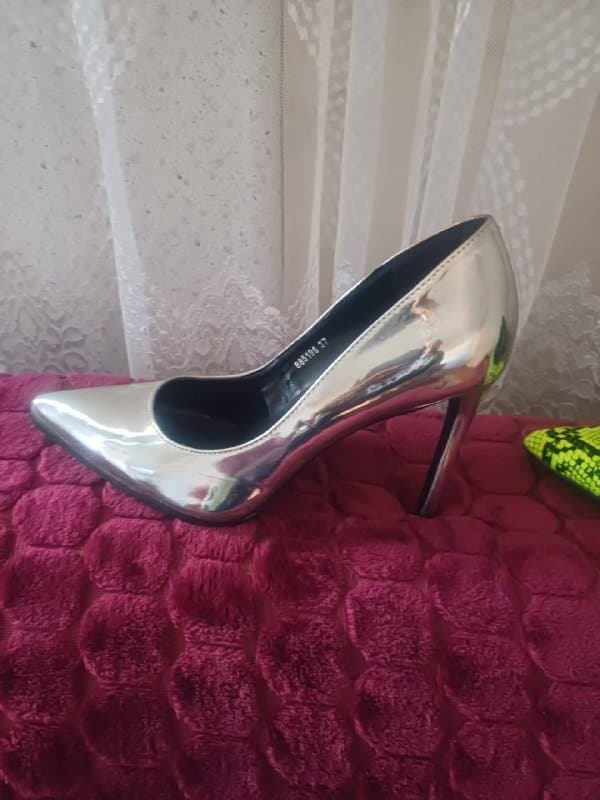 Туфли серебристые 37 размер, салатовые 40 размер 2