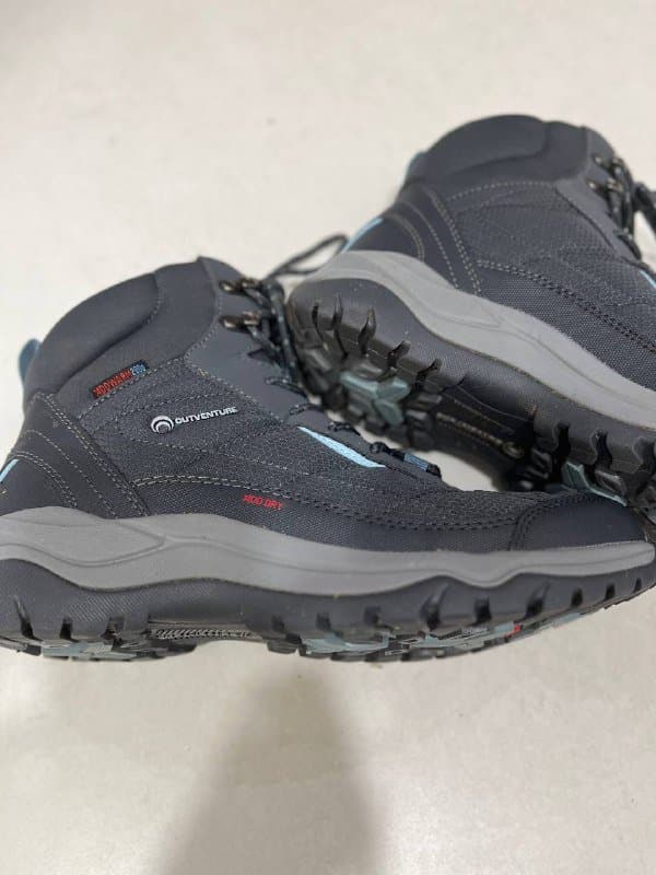 утепленные трекинговые ботинки QUECHUA р.39 5