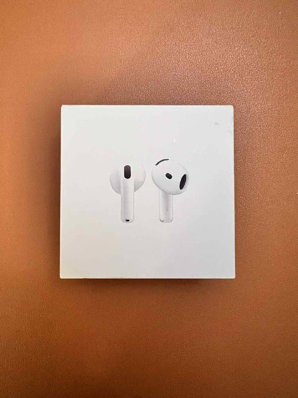 Apple airpods 4