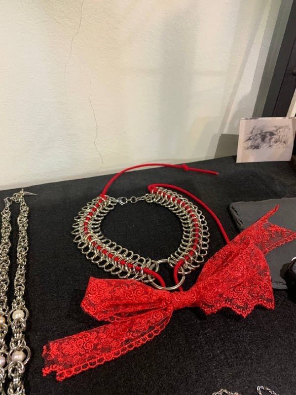 Новогодние подарки — ювелирные украшения со скидкой 5