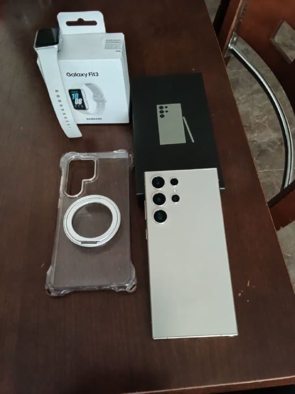 Samsung Galaxy S24 Ultra, Samsung Galaxy Fit 3