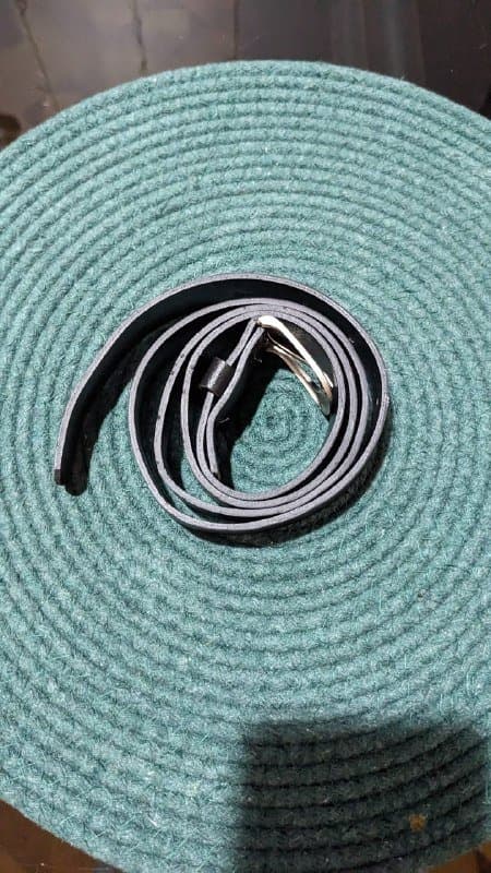 Женский ремень из кожзама