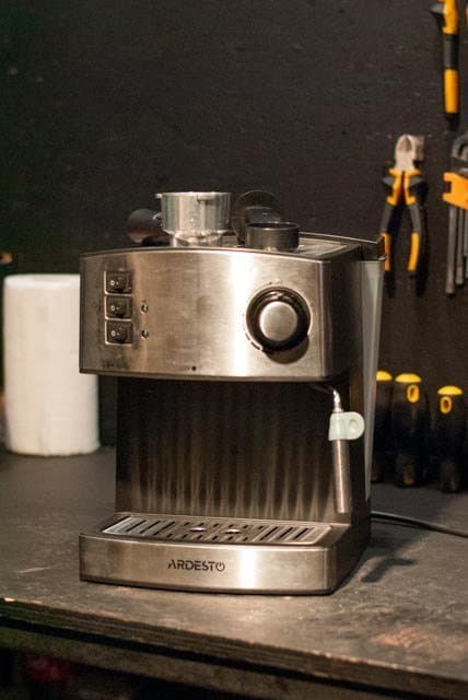 Кофемашина Ardesto YCM-E1600 2