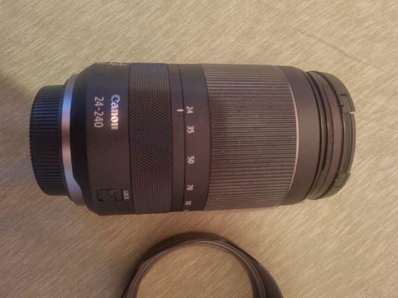 Canon RF 24-240mm f/4-6.3 IS ლინზა Advanced Bundle 3