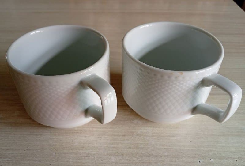 Шторы, комбинезоны для собак, чашки, слипоны, ложечки, книги, лоток, ведро 4