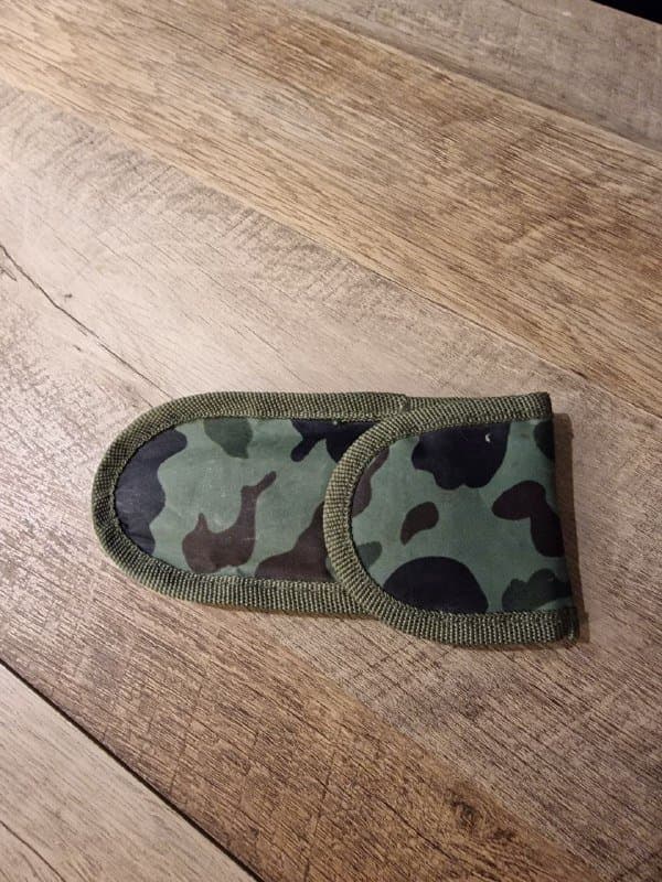 Металлический мультитул с набором инструментов 3