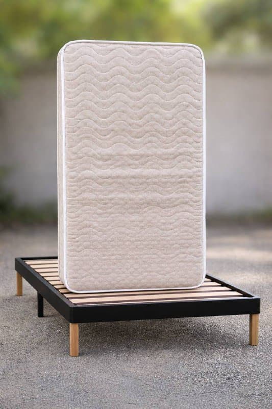 Матрасы б/у 90x2м и 1,40x2м