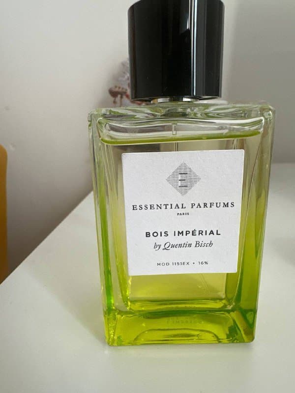 ESSENTIAL PARFUMS PARIS bois imperial refillable