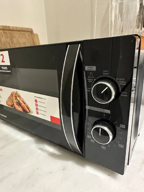 Микроволновка Toshiba 3