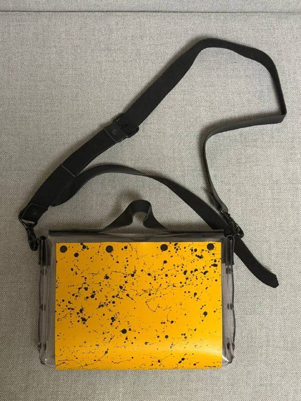 Сумка из пластика с кожаными вставками эко 2