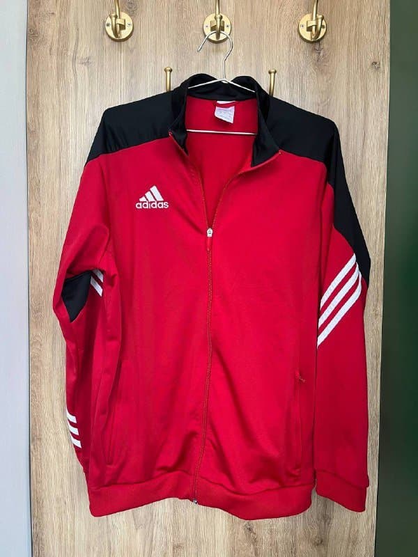 куртка Adidas, футболка Lacoste 3