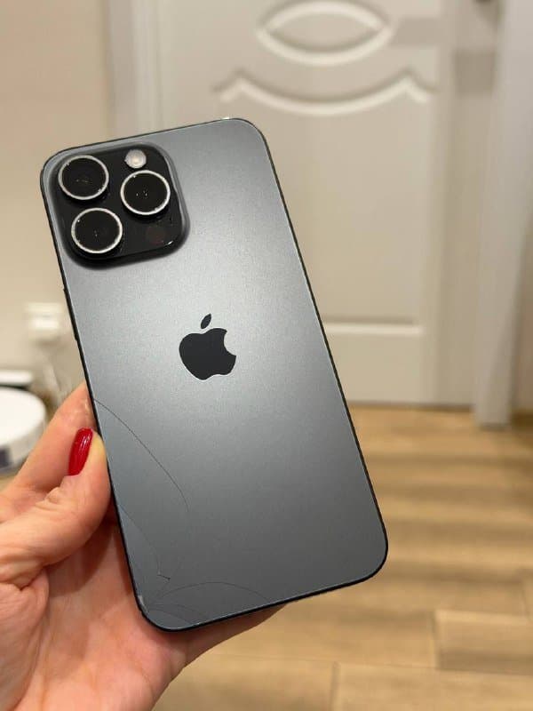 iPhone 15 Pro Max Black Titanium