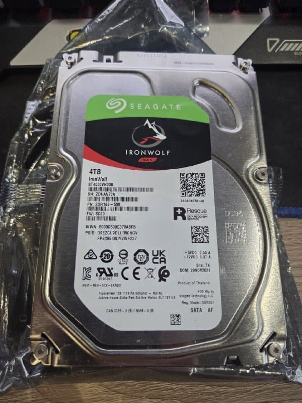 Набор HDD Seagate 2TB, 4TB и внешний корпус ORICO