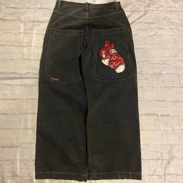 толстовки и брюки Carhartt, Lonsdale, Alpha Industries